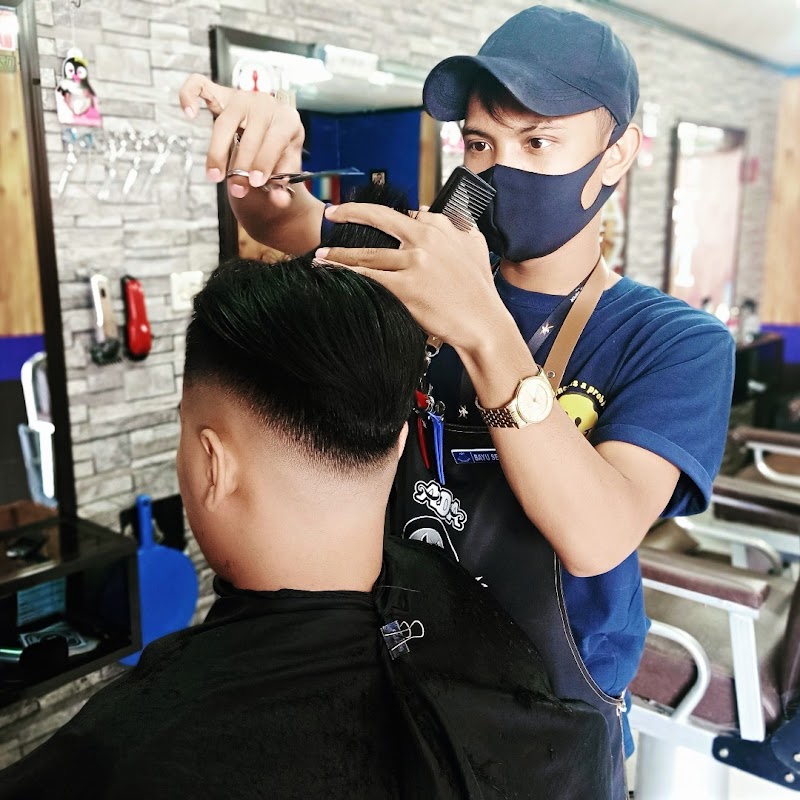 Gaya Rambut Terbaik di Cilacap: Metro Barber Shop, Solusi Kesehatan & Kecantikan